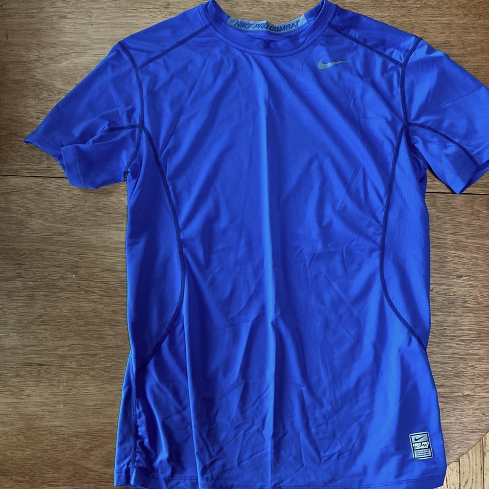 Nike pro combat fitted men’s dri-for tee-shirt